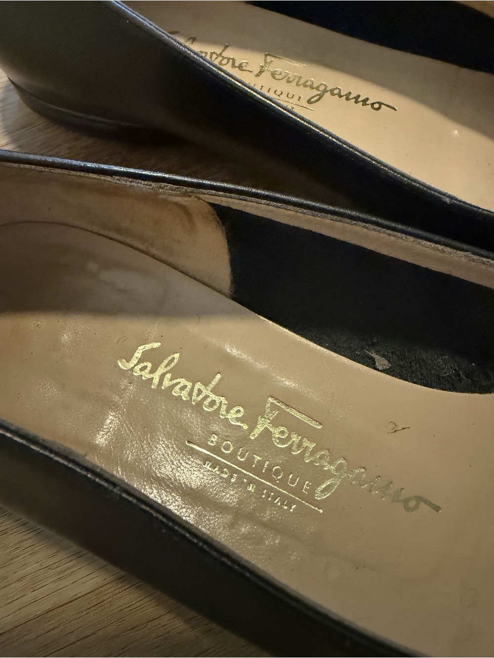 Salvatore Ferragamo Boutique Women’s Flats Black Size 10 Leather And Snake Skin - Picture 8 of 9